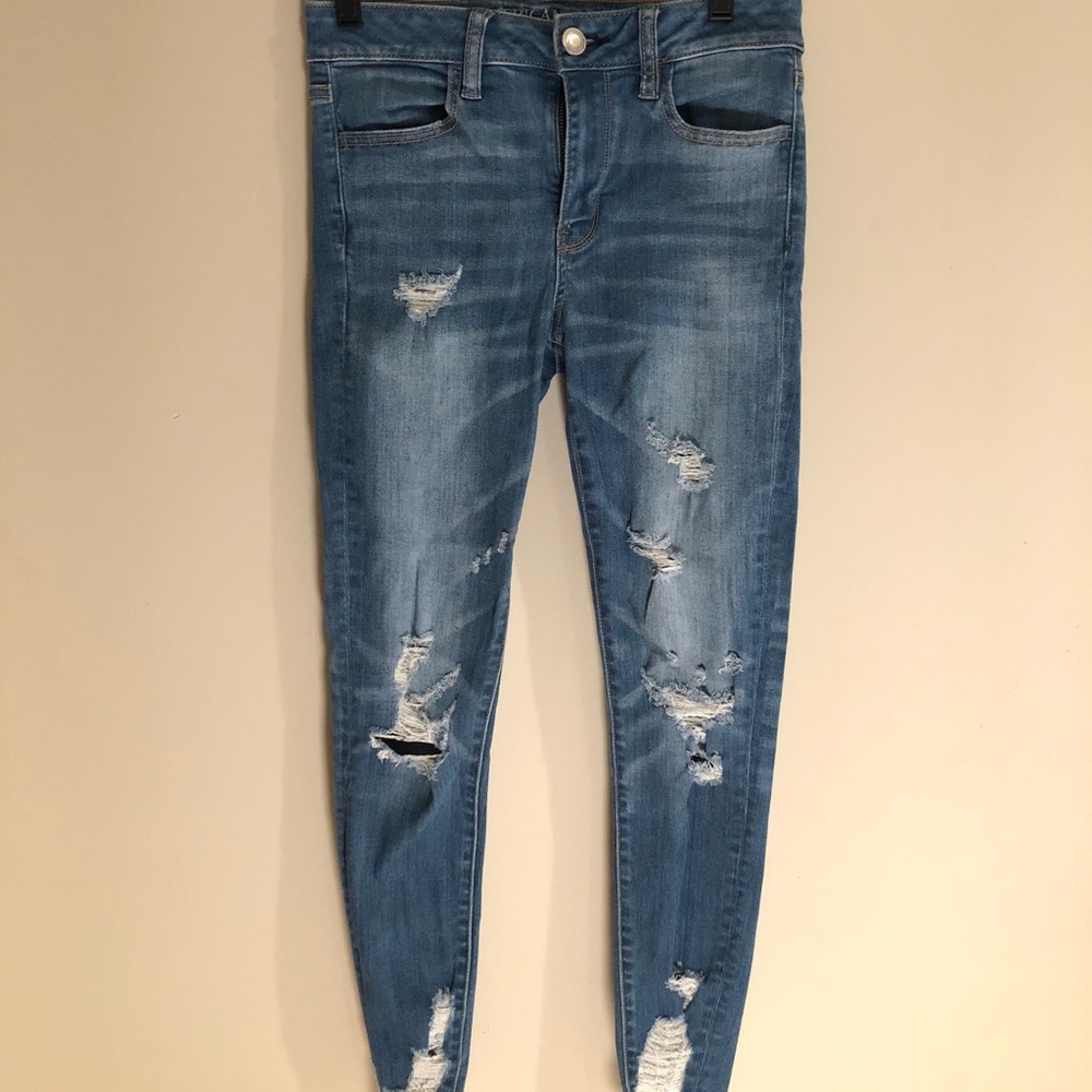 American Eagle Distressed Jeans